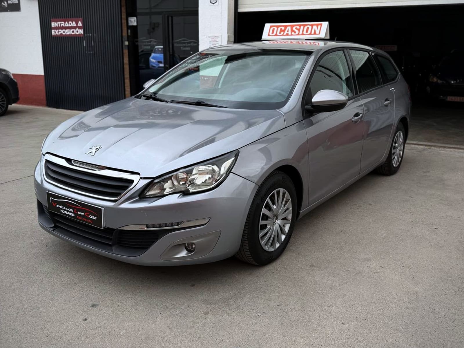 Peugeot 308 SW de 2015, foto 1